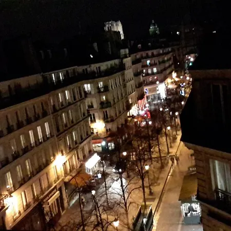 Guest house In - Nice Charming Studette For 1guesteart Of Old Fantastic Location Notre Dame